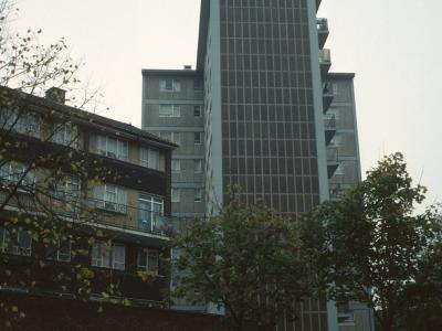 View of 1-27 Valleyside from North