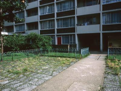 View of entrance to Emberton Court