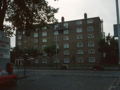 View of Langdon Court from corner of Hall Street and City Road