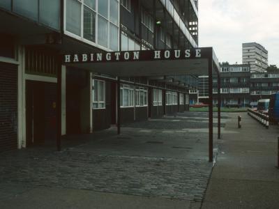 Entrance to Habington House