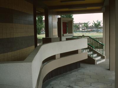 Entrance to Sivill House