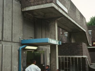 Entrance to Turpin House