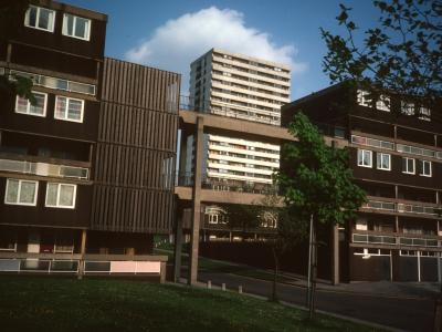 View of Longfield House from West
