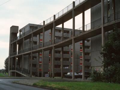 View of 7-storey crescent block on Hulme development, Stage 5